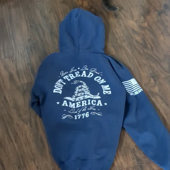 Nine line size M hooded sweatshirt - Picture 1 of 5